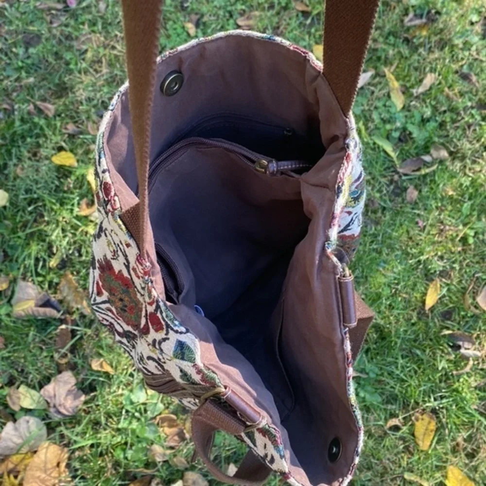 Joe Boxer Purse Floral Pattern Brown Leather medium size